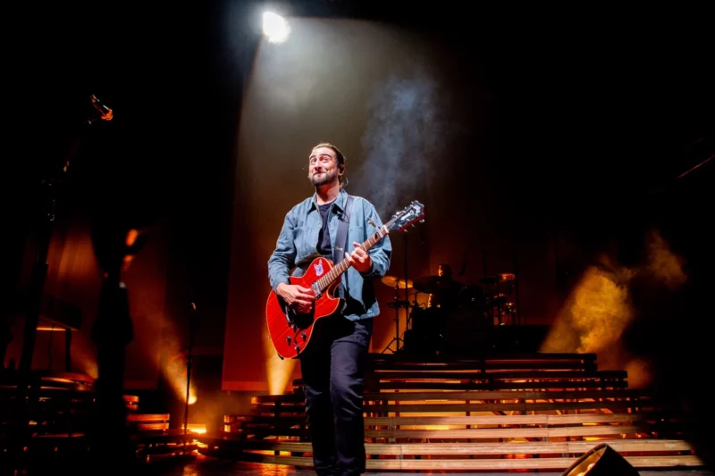 Ultimate Guide to Noah Kahan Concerts: Dates, Tickets, and Setlists 2024